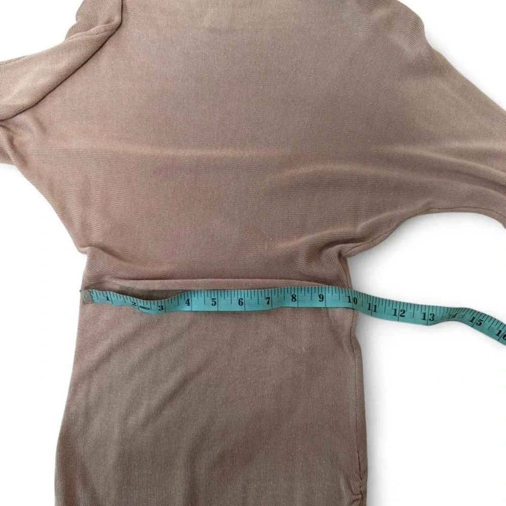 Cache Women's Turtleneck Neck Sweater in Tan - Picture 5 of 8